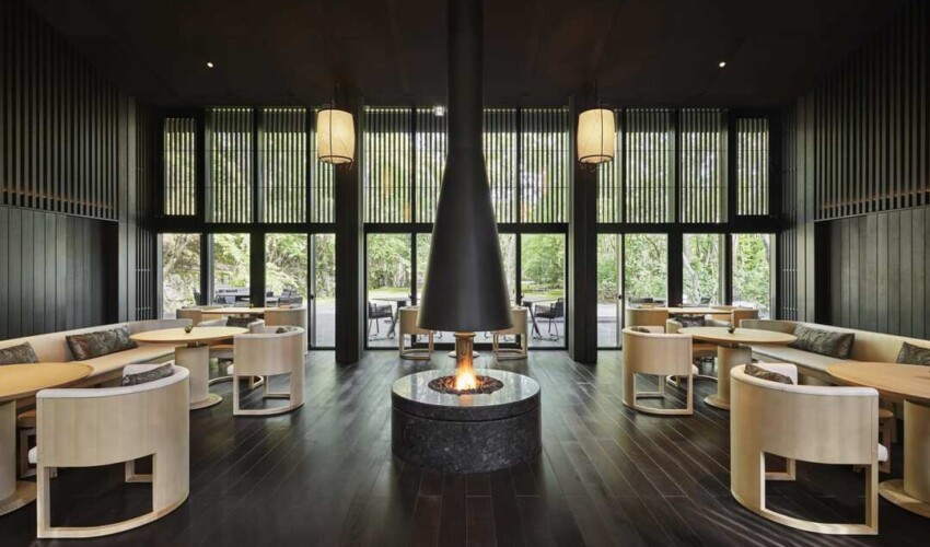 某ラグジュアリーホテル KUROCO